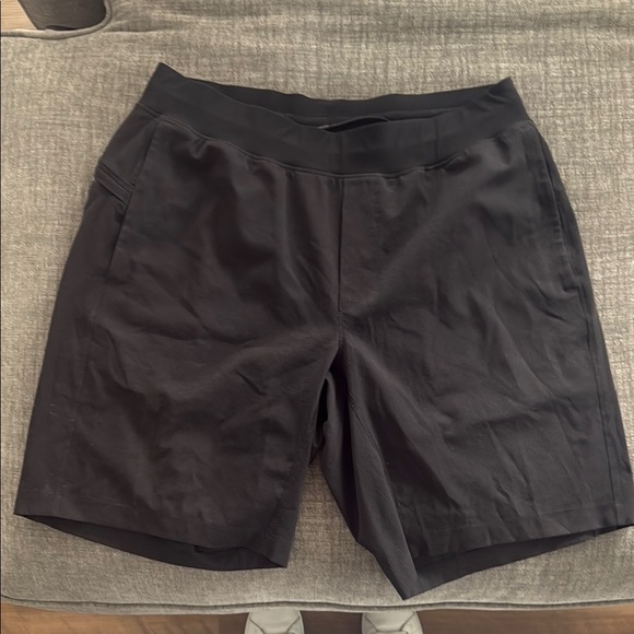 Men's Black Lululemon Shorts XL - Picture 1 of 5